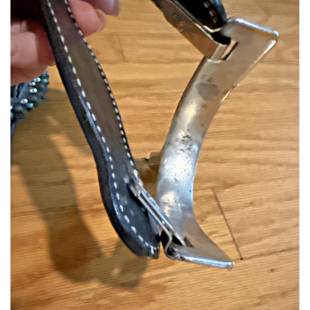 Equestrian Western Leather Concho Spur Straps Black With ONE Spur - Picture 4 of 8